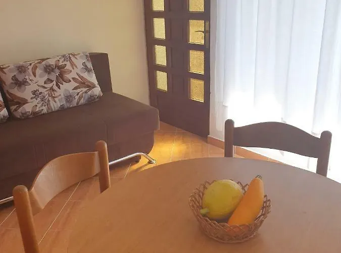 Slavica Appartement Rab Town