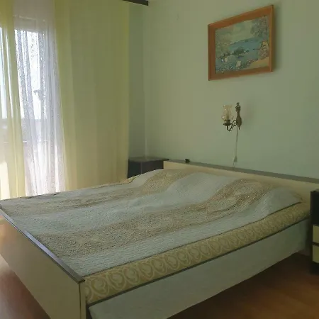 Slavica Apartman *