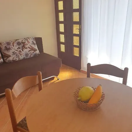 Slavica Apartment Rab Town