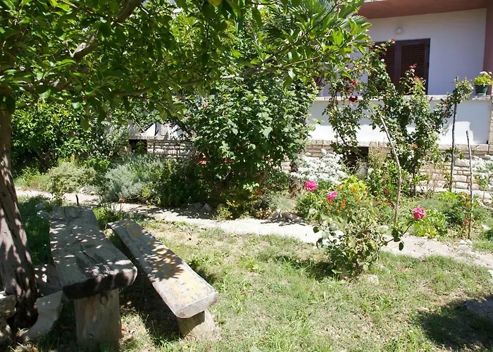 Slavica * Rab Town